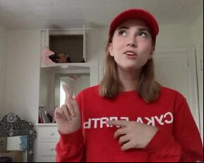 vloger showing tits on streaming